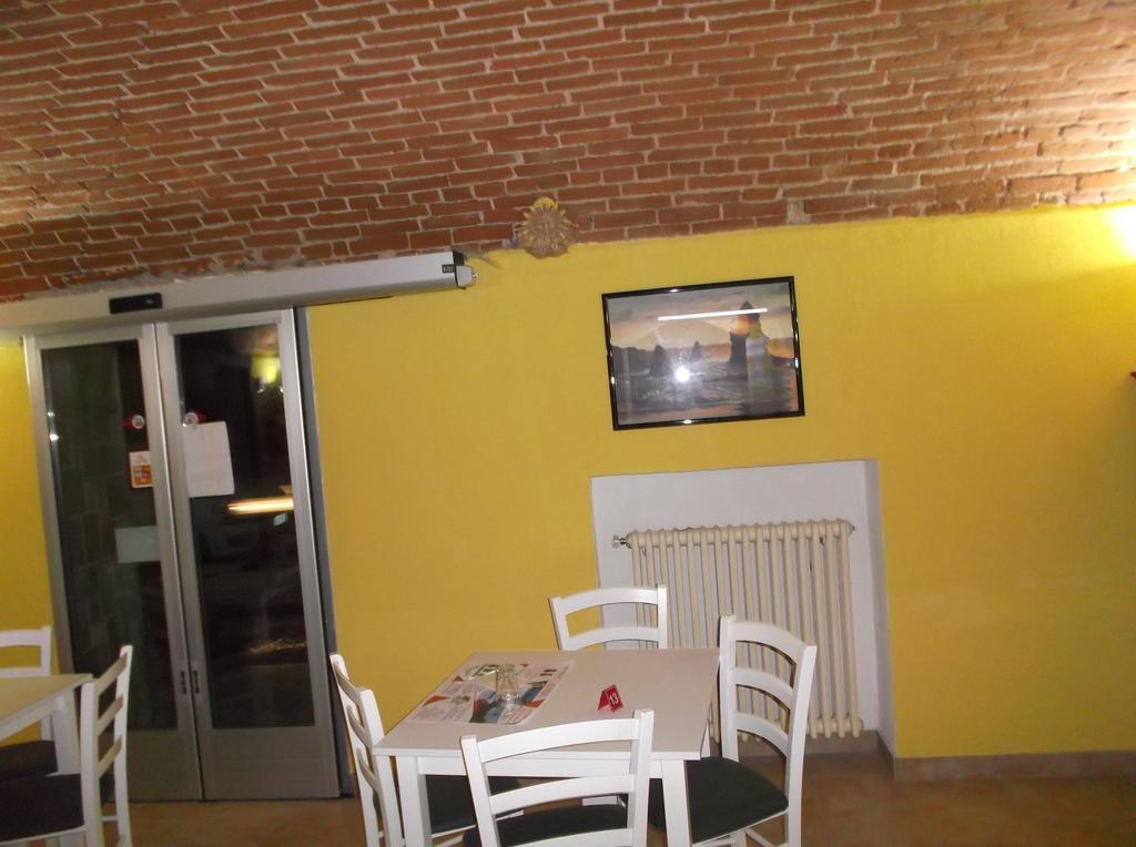Il Gatto E La Volpe Hotel Avigliana Luaran gambar